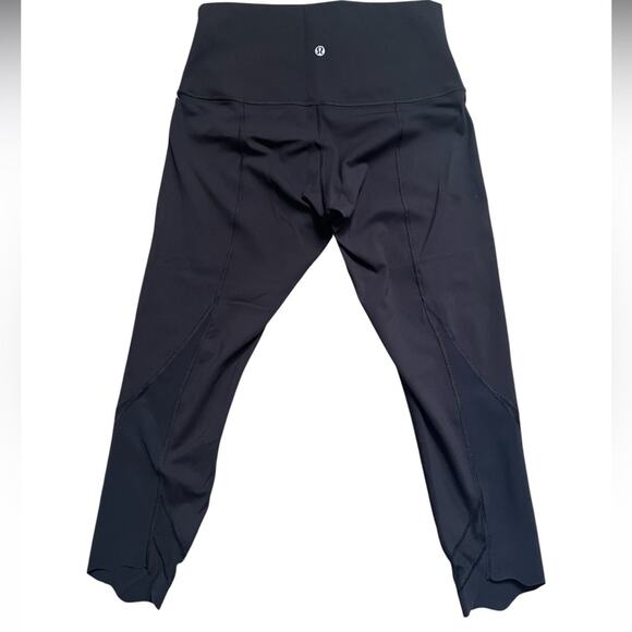 Lululemon Wunder Under Crop High-Rise *Roll Down Scallop Full-On Luxtreme Size 8 - Picture 5 of 8